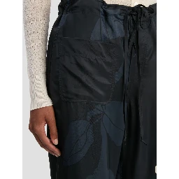 بنطلون فيكتوريا بيكهام