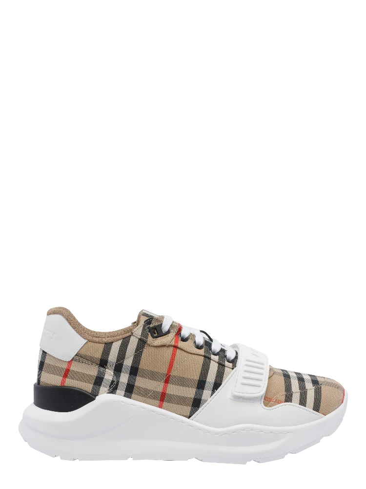 Burberry Sneakers Beige