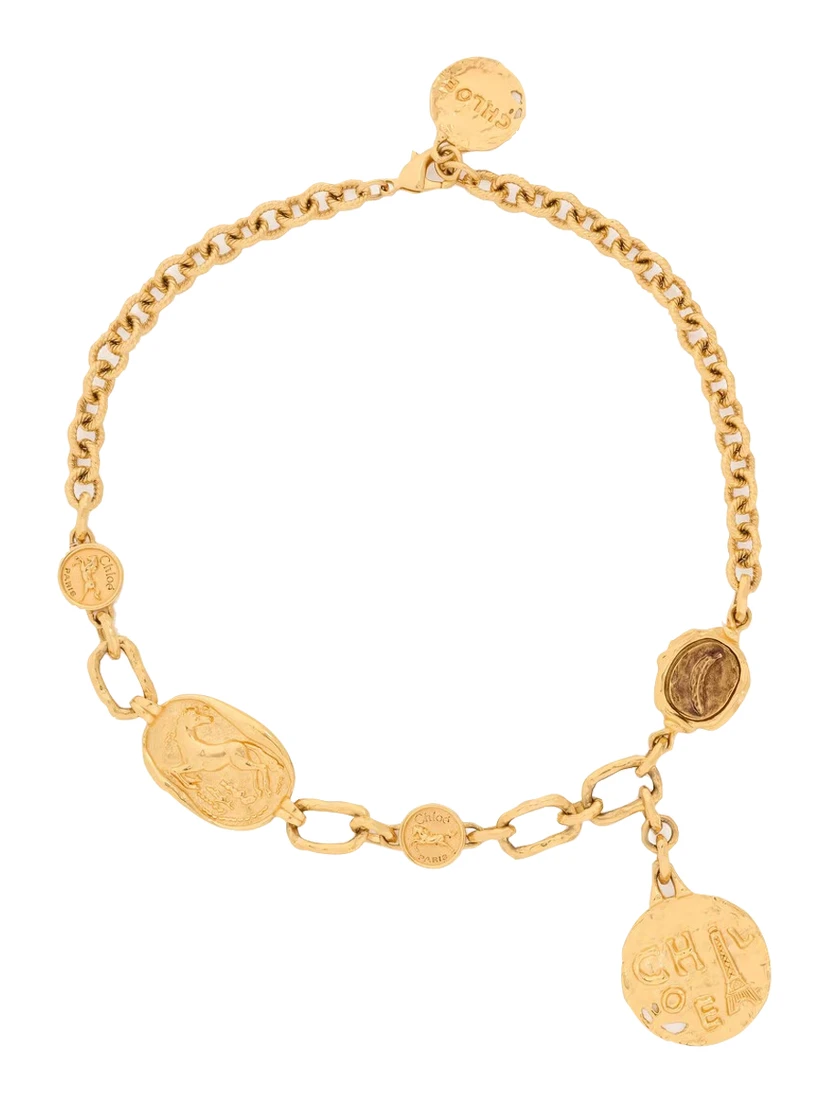 مجوهرات كلوي الذهبية