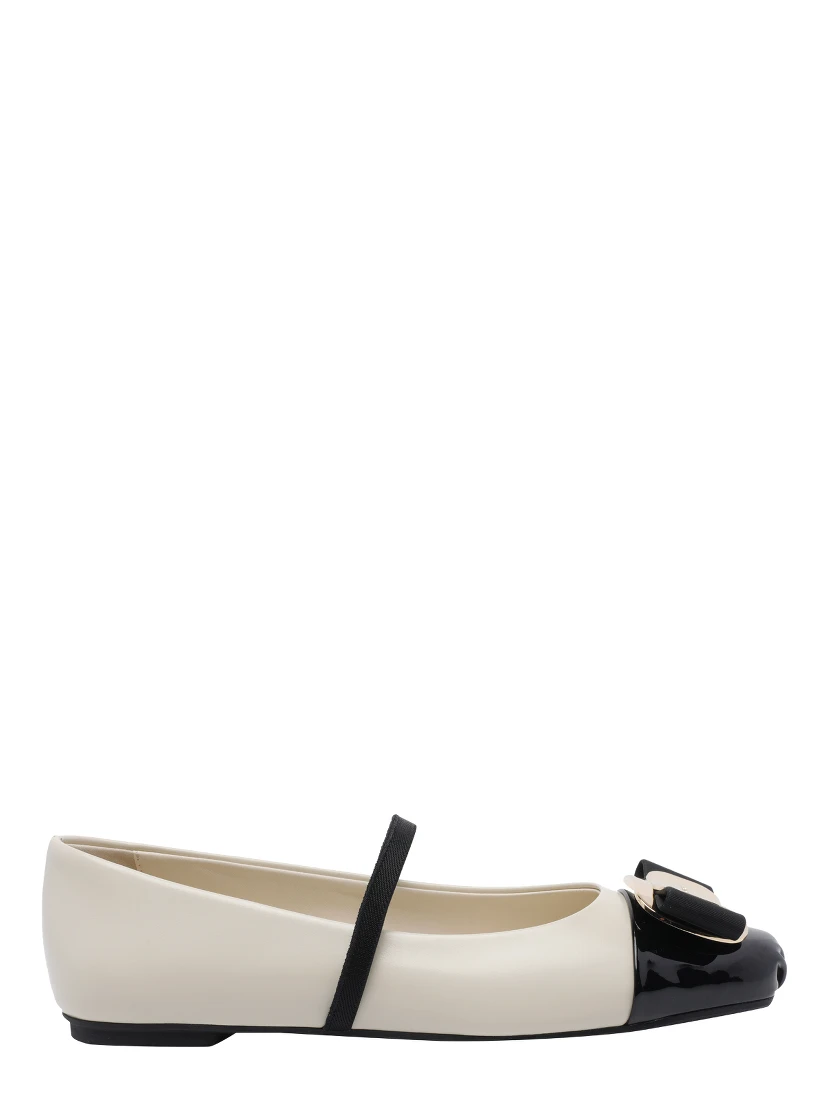 Ferragamo Flat shoes White