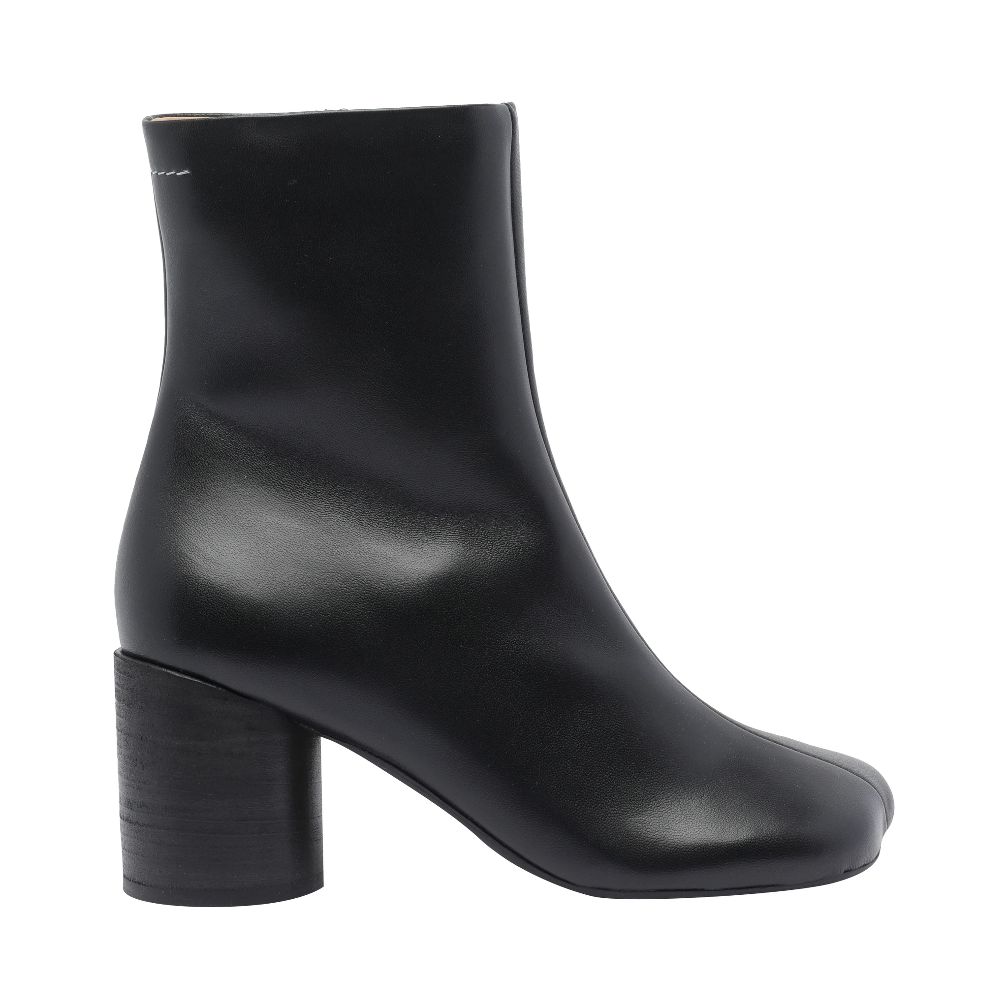 حذاء MM6 من ميزون مارجيلا أسود