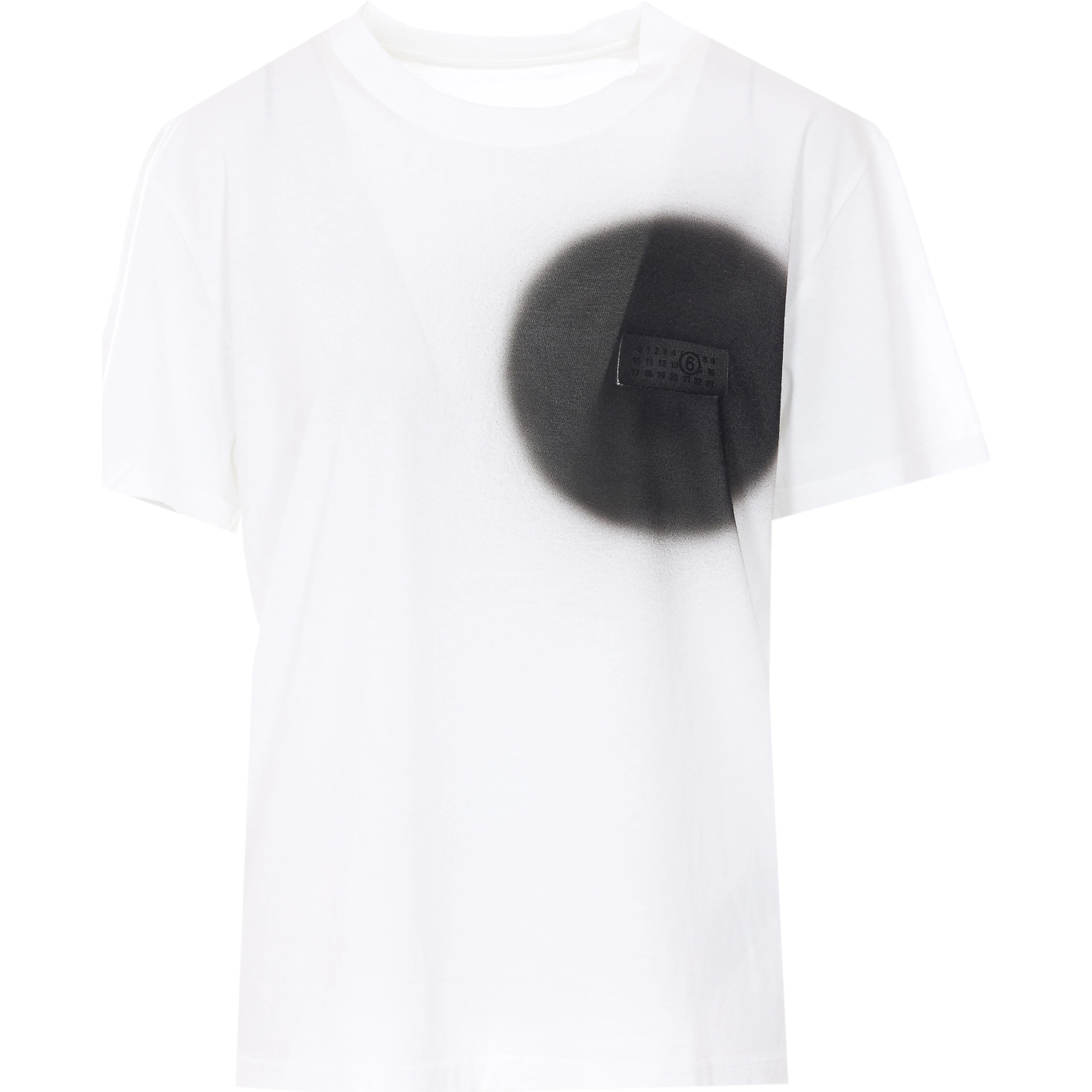 تيشيرتات وبولو بيضاء من MM6 Maison Margiela