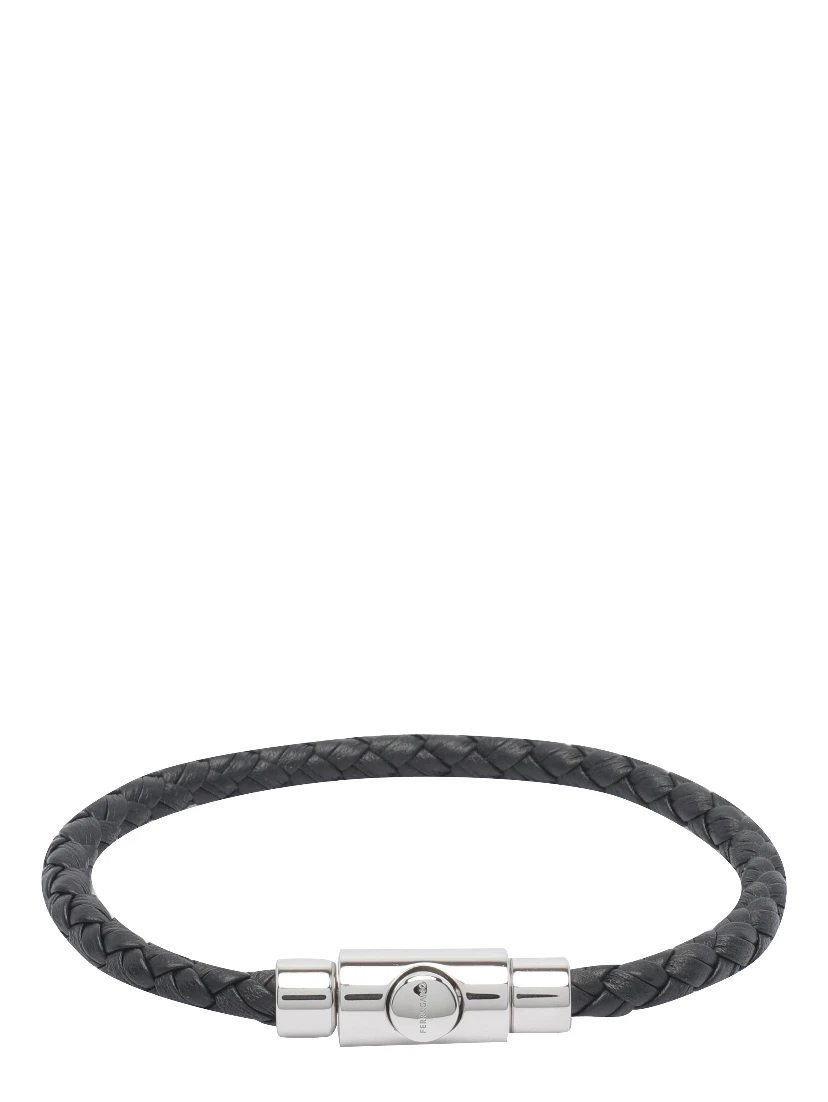 فيراغامو بيجو أسود