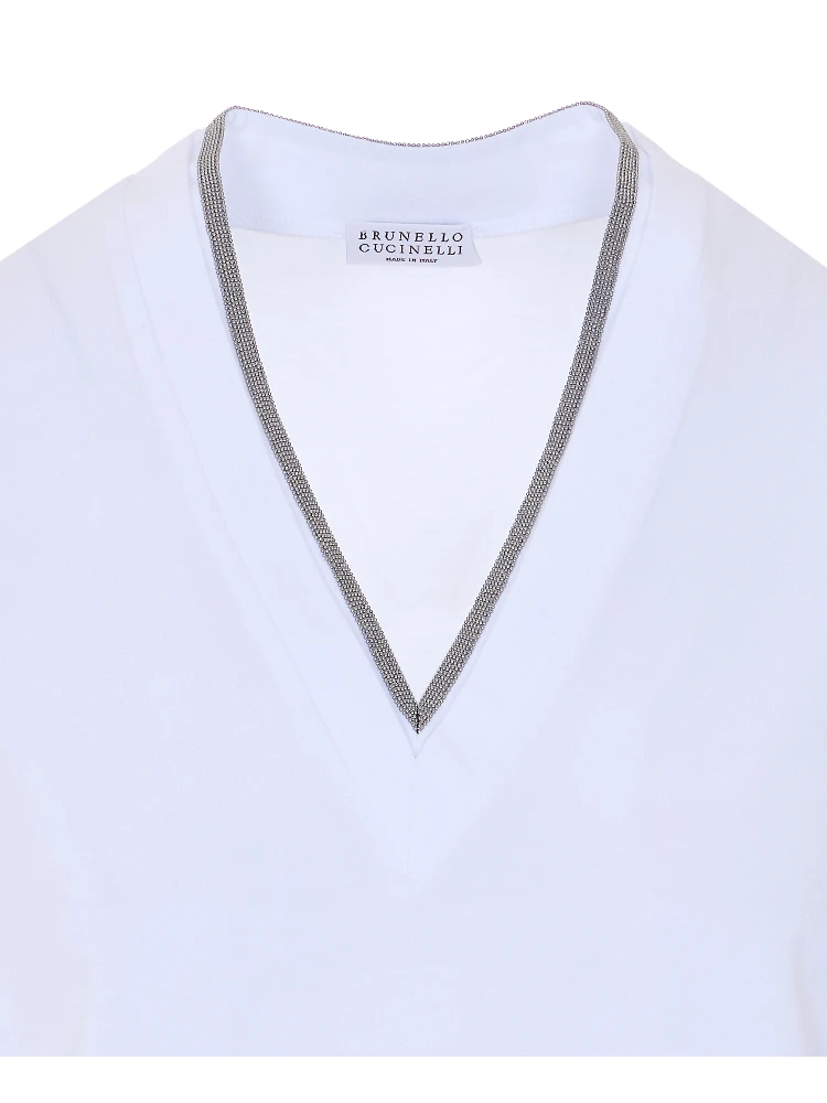 White t-shirt
