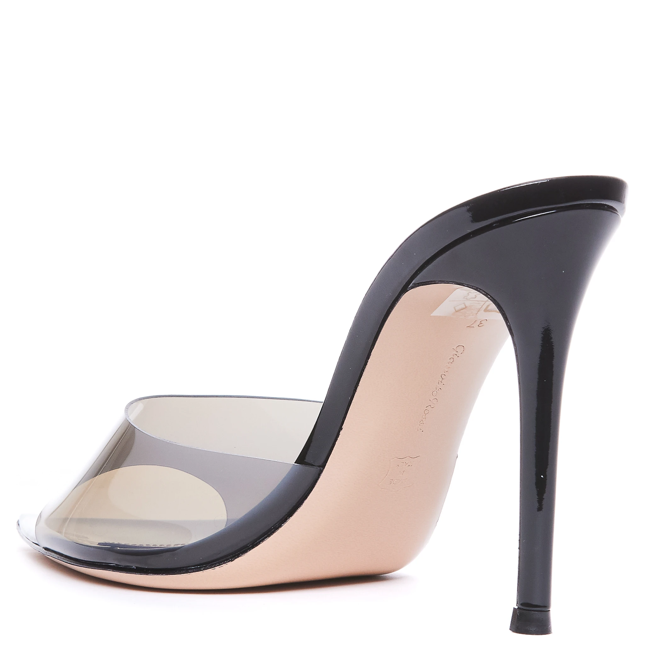 Gianvito Rossi With Heel Black