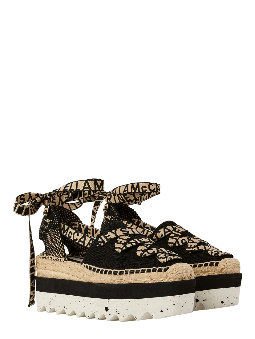 Stella McCartney Flat shoes Black