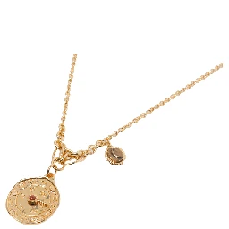 مجوهرات كلوي الذهبية