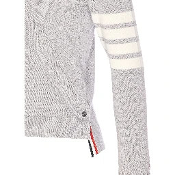 كنزات توم براون الرمادية