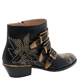 بوت أسود من كلوي