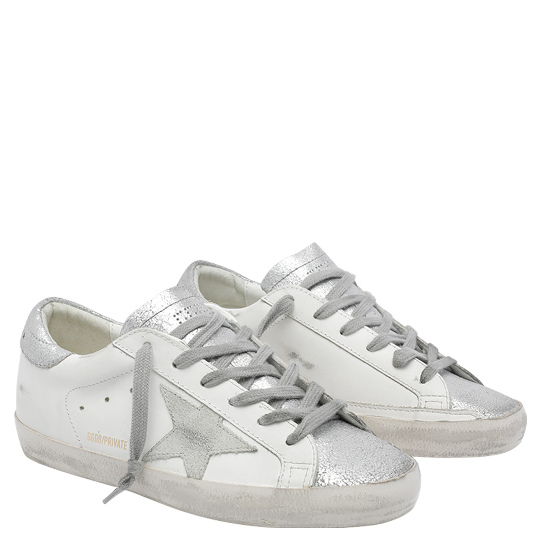 حذاء رياضي أبيض من جولدن جوس