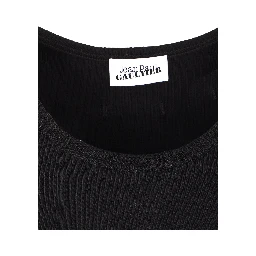 تيشيرتات وبولو سوداء من جان بول غوتييه