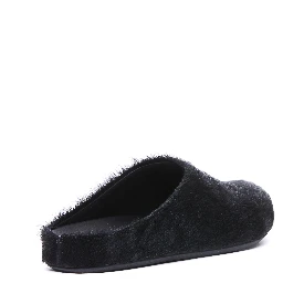 صندل مارني أسود