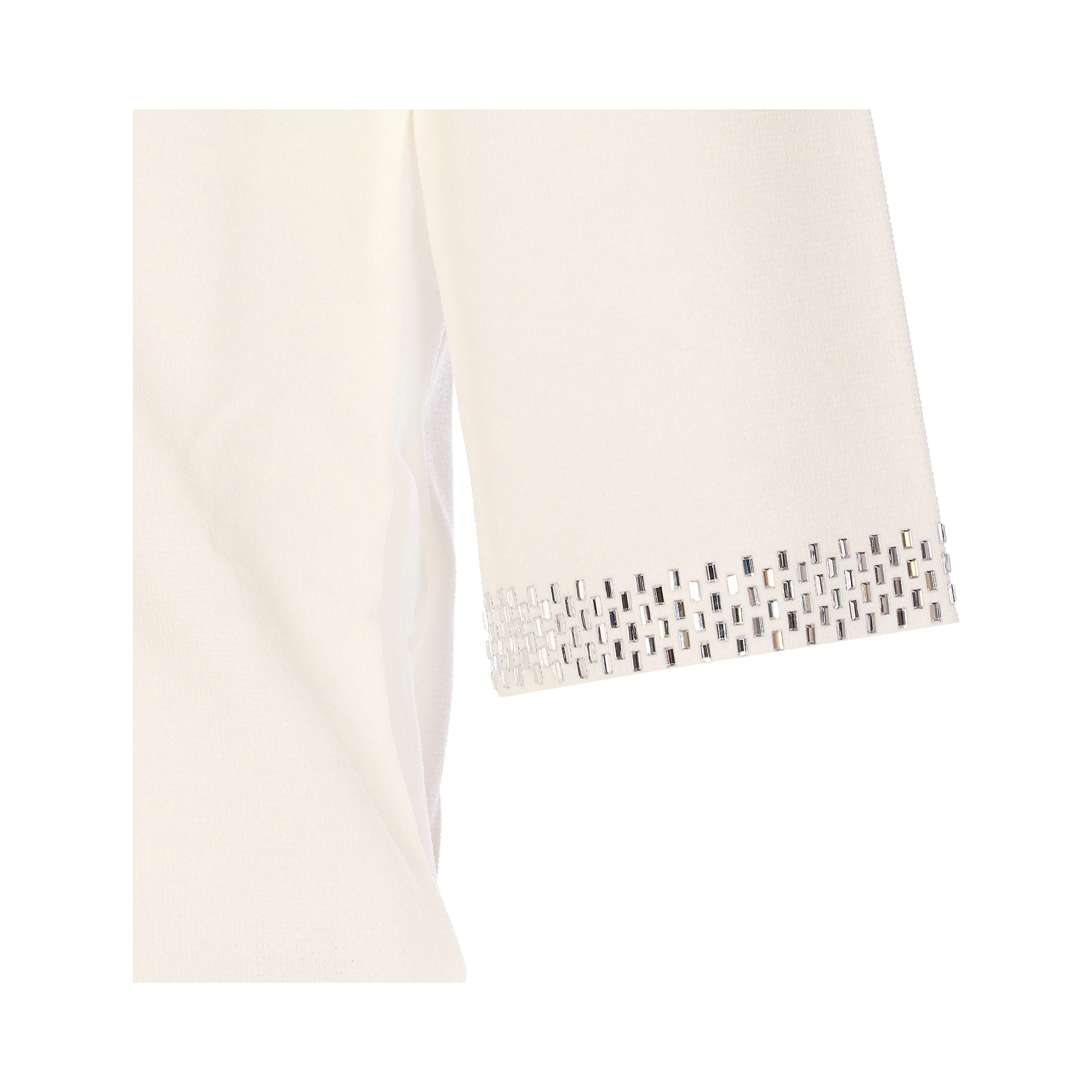 كنزات ليو جو البيضاء