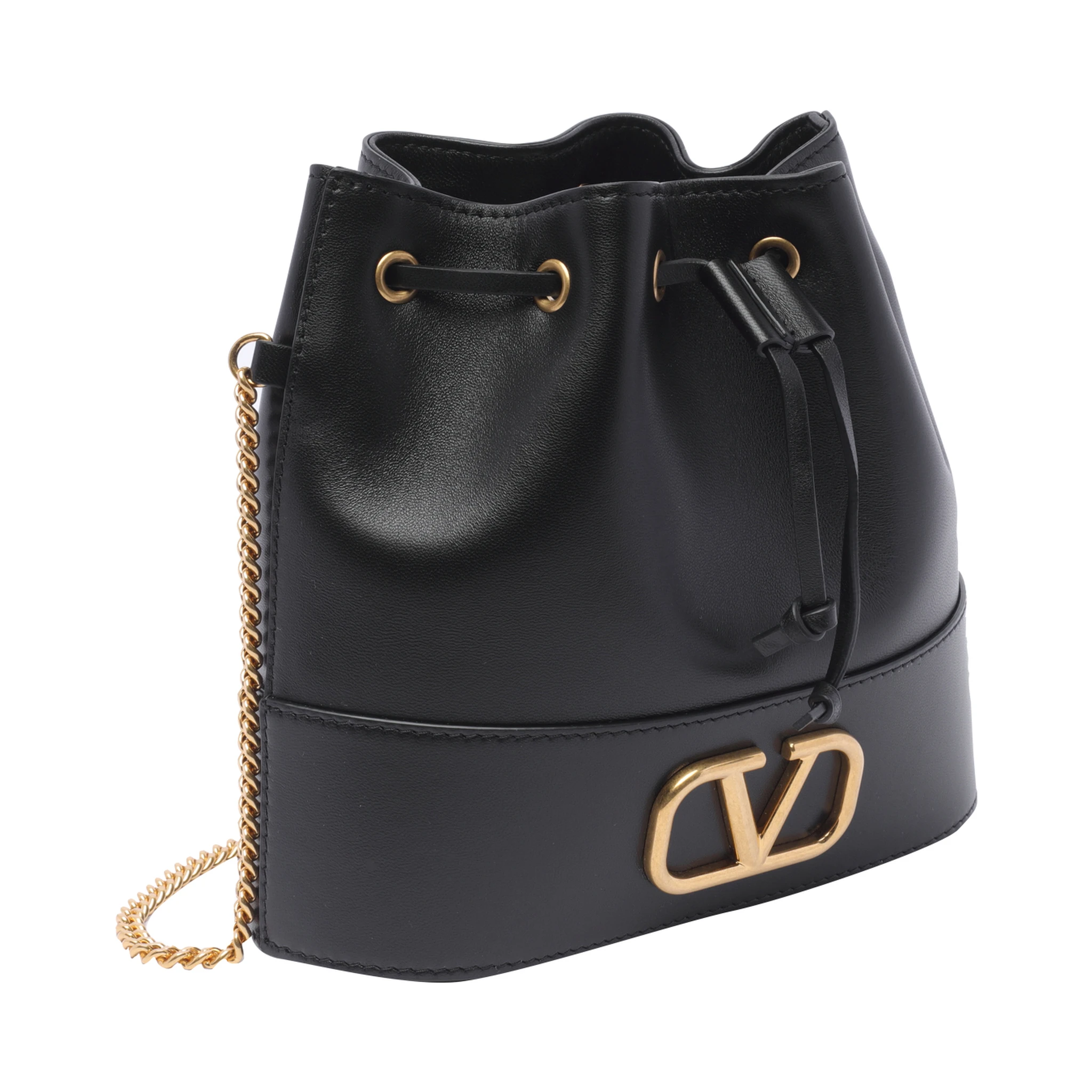 حقائب فالنتينو غارافاني.. أسود