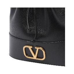 حقائب فالنتينو غارافاني.. أسود