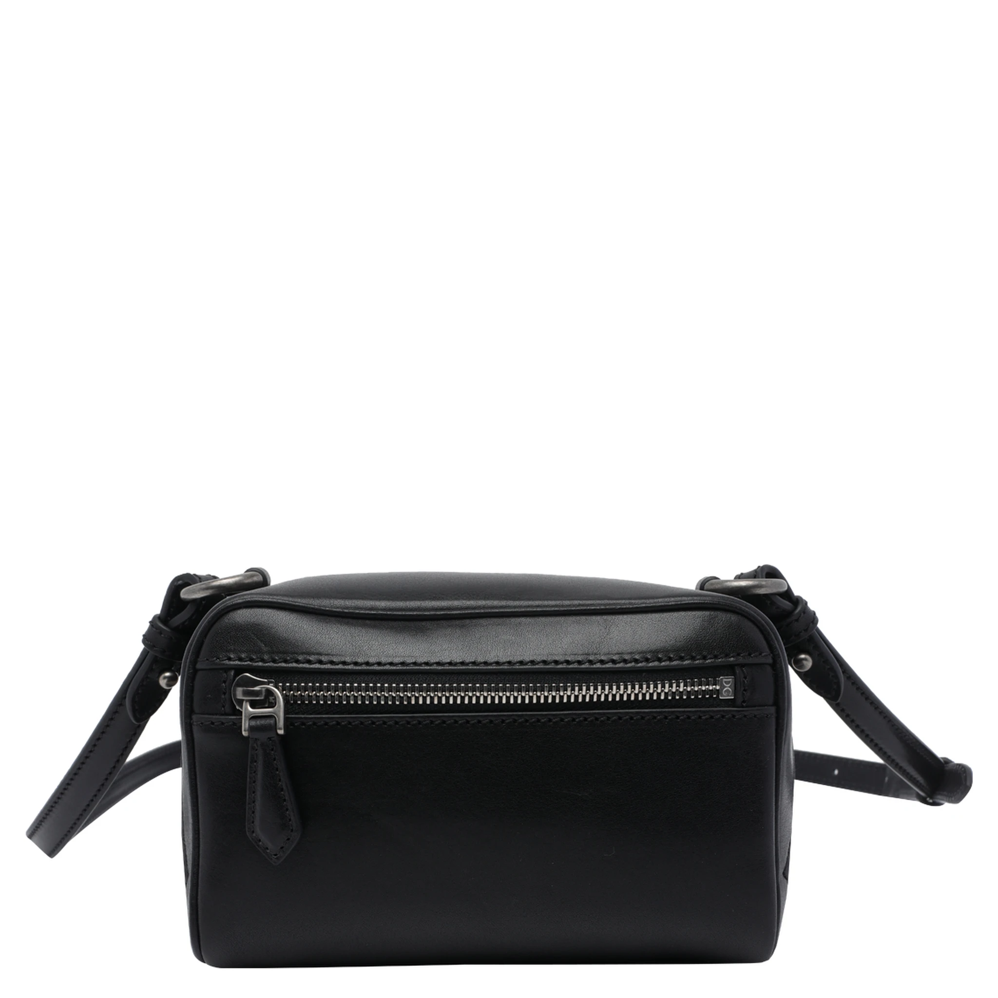 حقائب دولتشي آند غابانا.. أسود