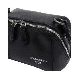 حقائب دولتشي آند غابانا.. أسود