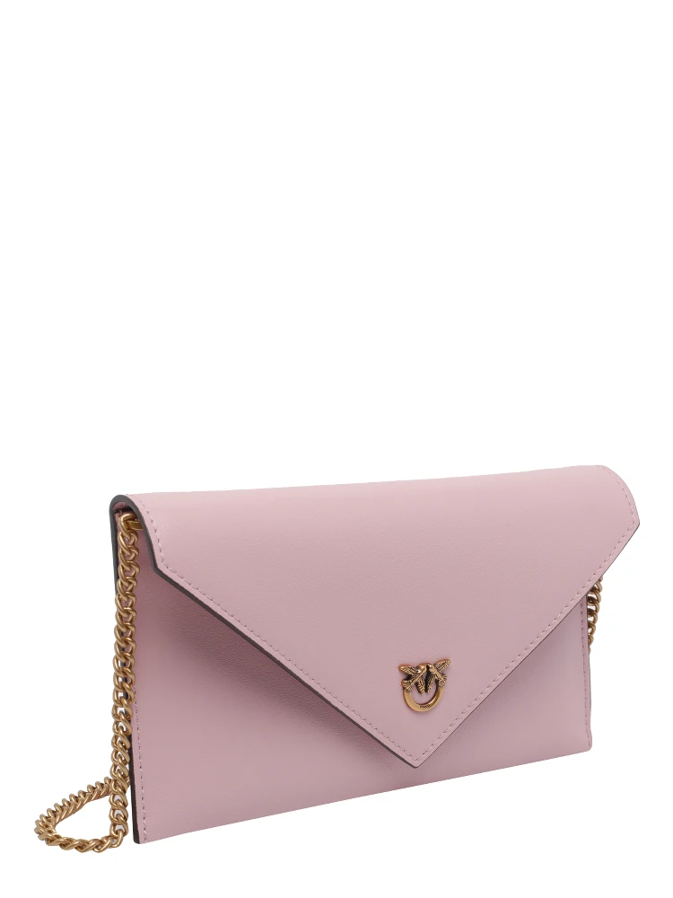 حقائب بينكو.. وردية alternative