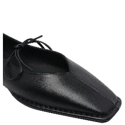 حذاء ألوهاس مسطح أسود