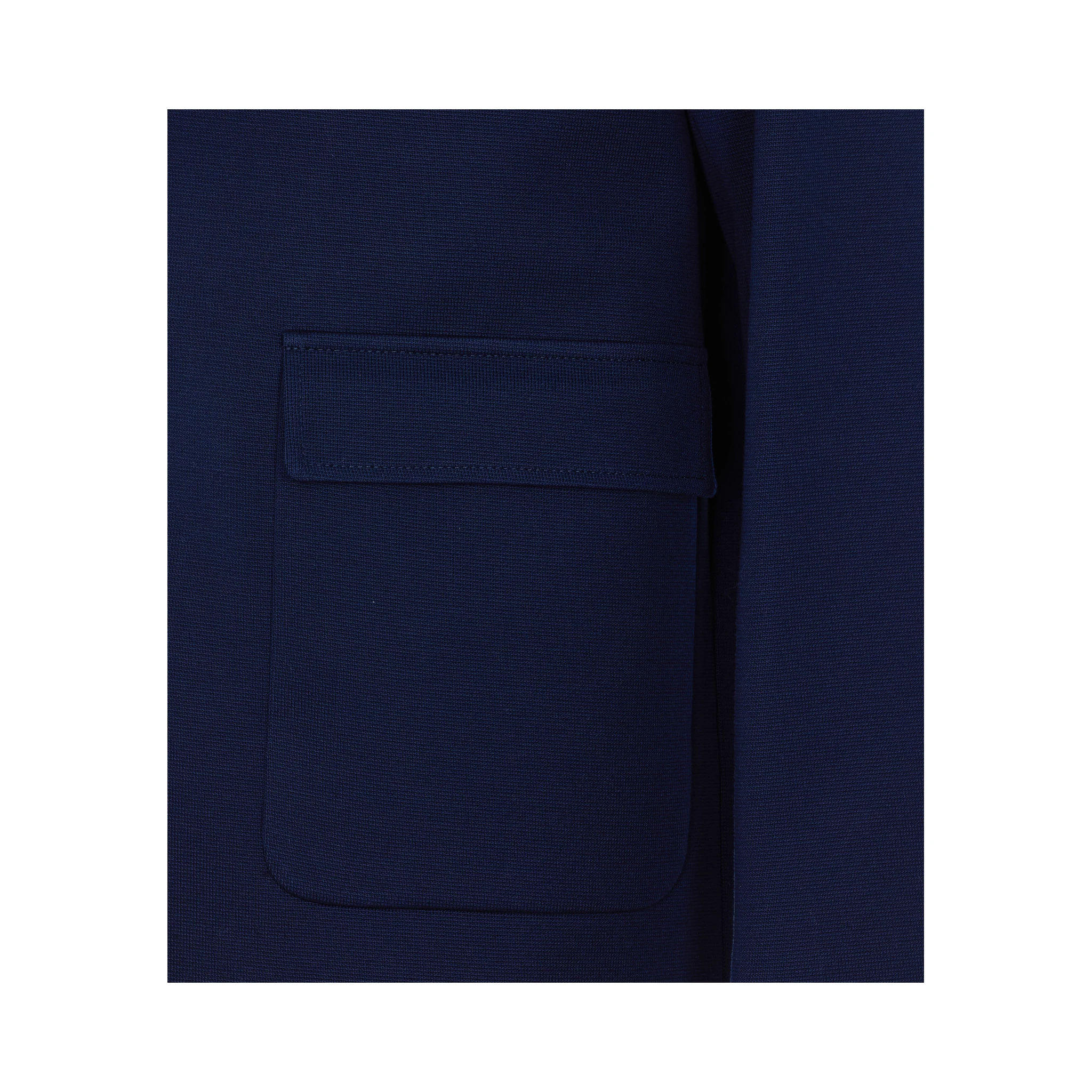 جاكيتات غوتشي زرقاء