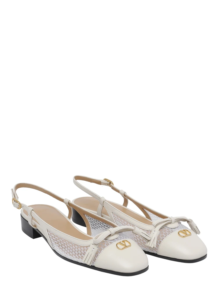 Valentino Garavani Flat shoes White alternative