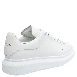 حذاء رياضي أبيض من ألكسندر ماكوين