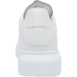 حذاء رياضي أبيض من ألكسندر ماكوين