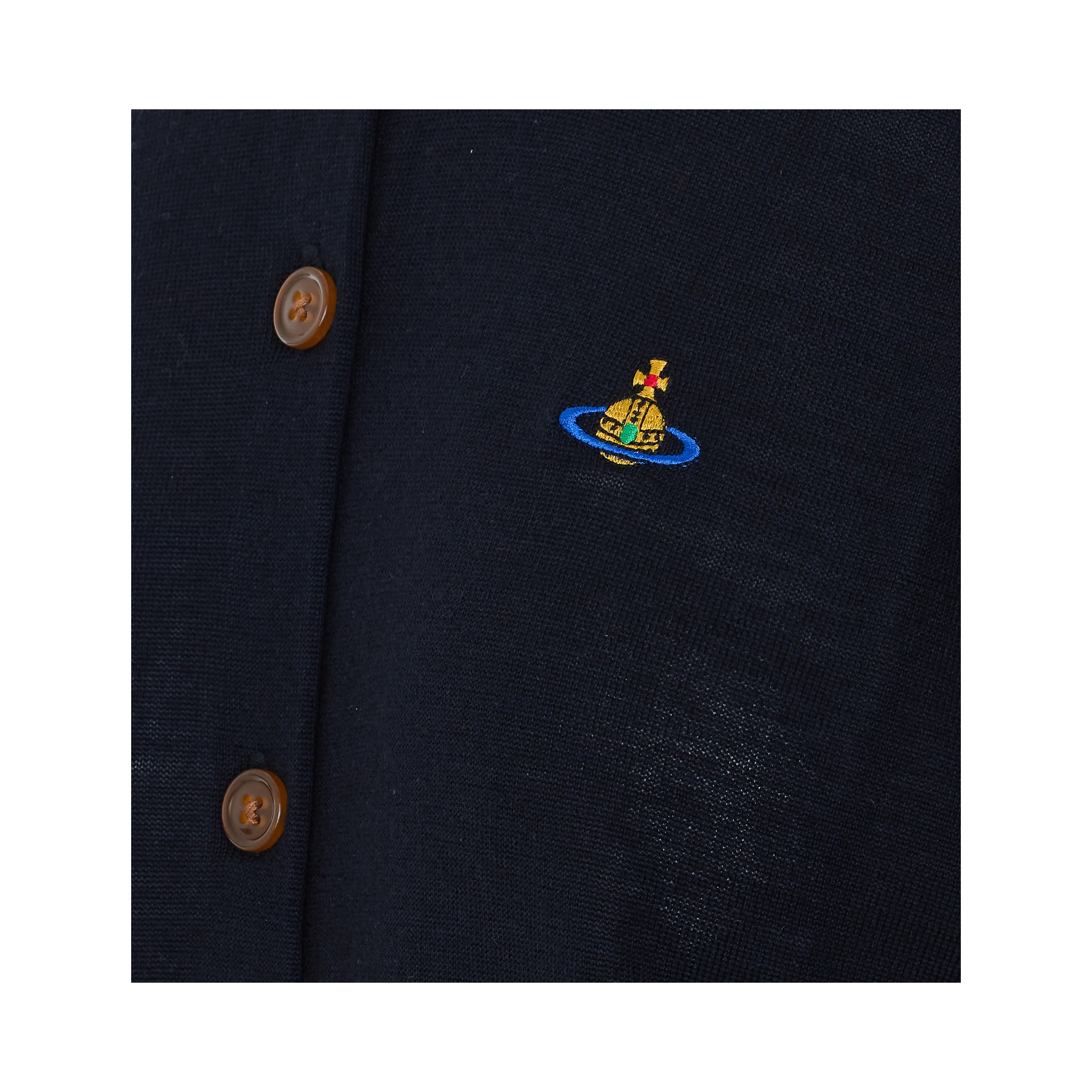 فيفيان ويستوود أسود