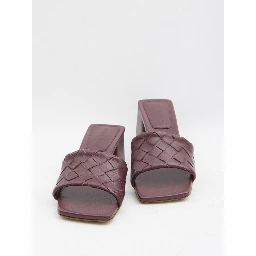 Parco Barolo mules