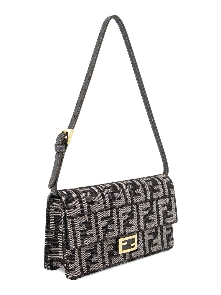 Baguette chain strap alternative