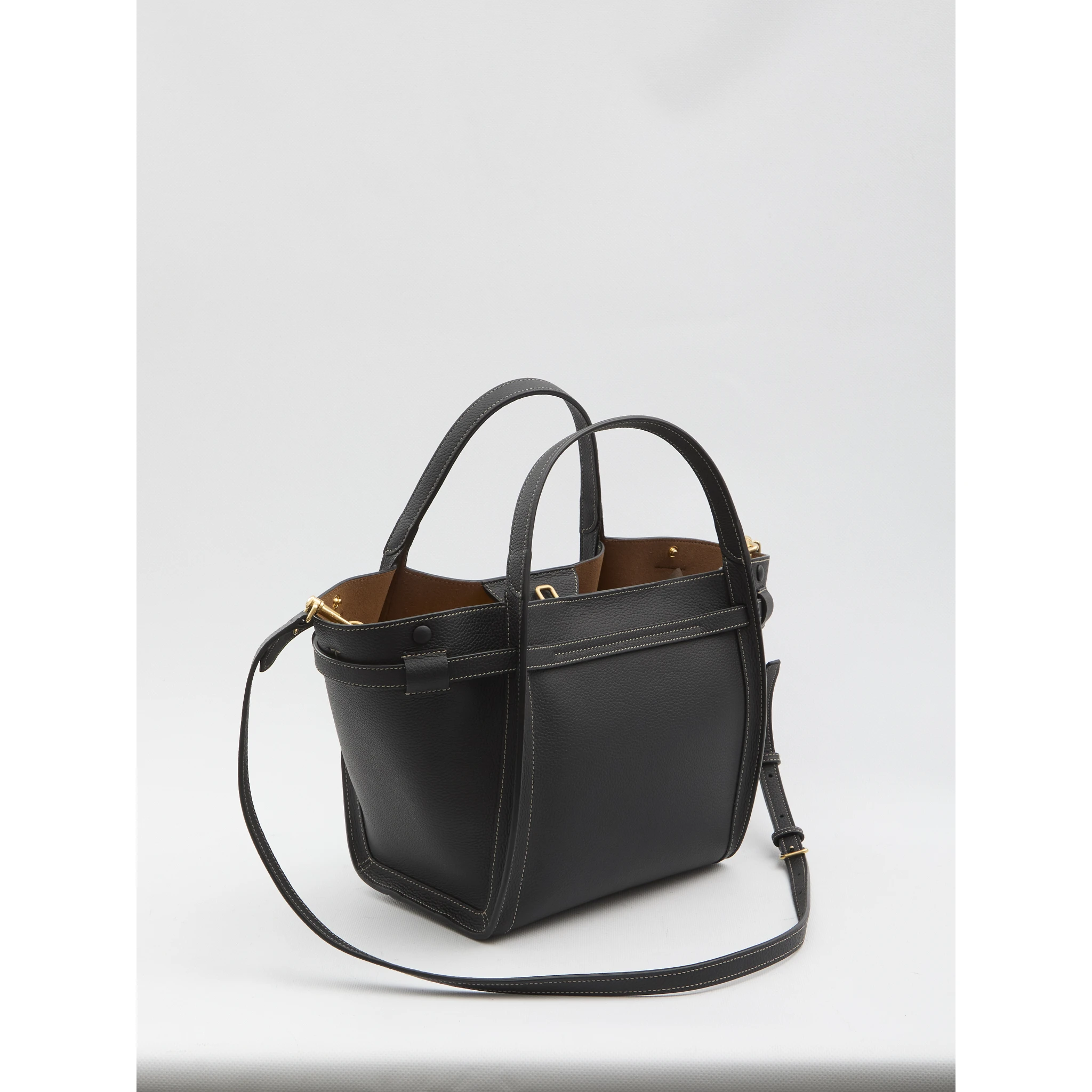 حقيبة تسوق صغيرة