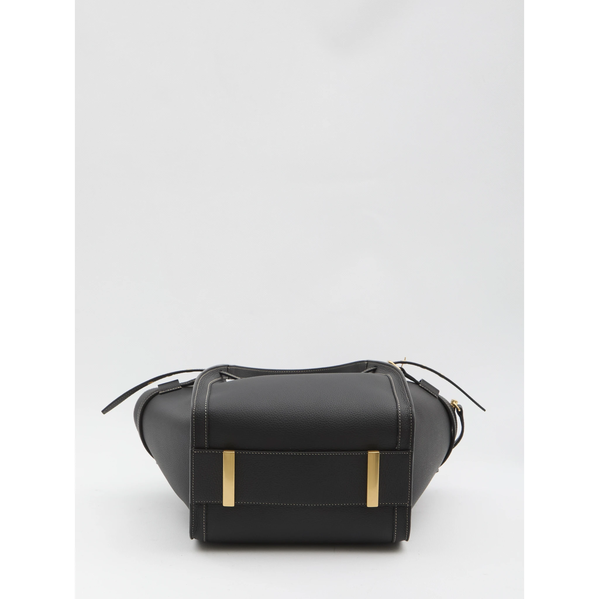 حقيبة تسوق صغيرة