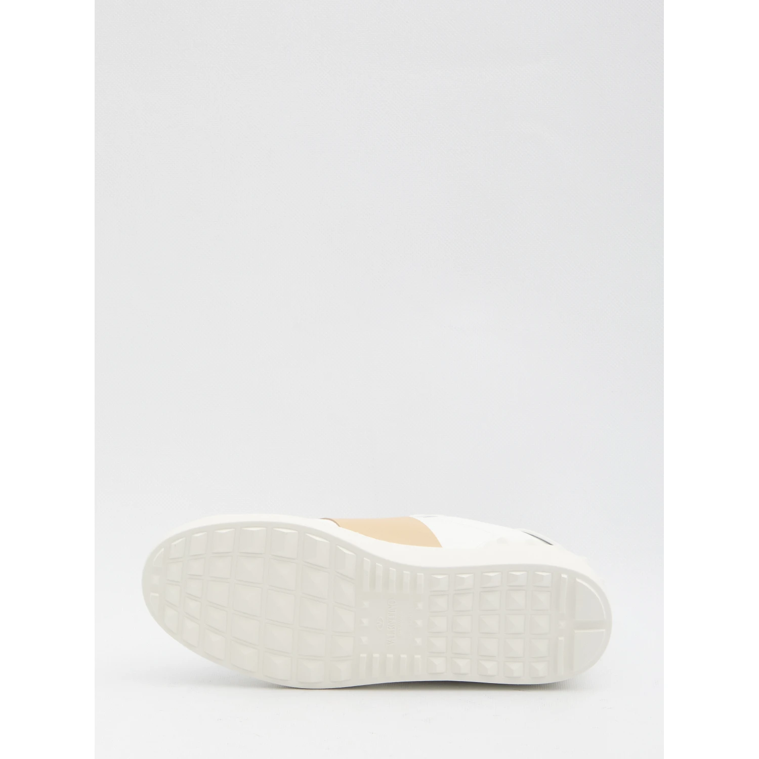 Open sneakers