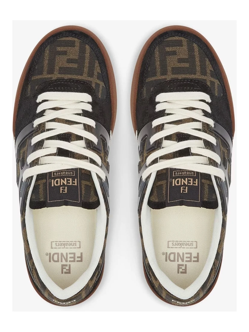 حذاء رياضي "فيندي ماتش"