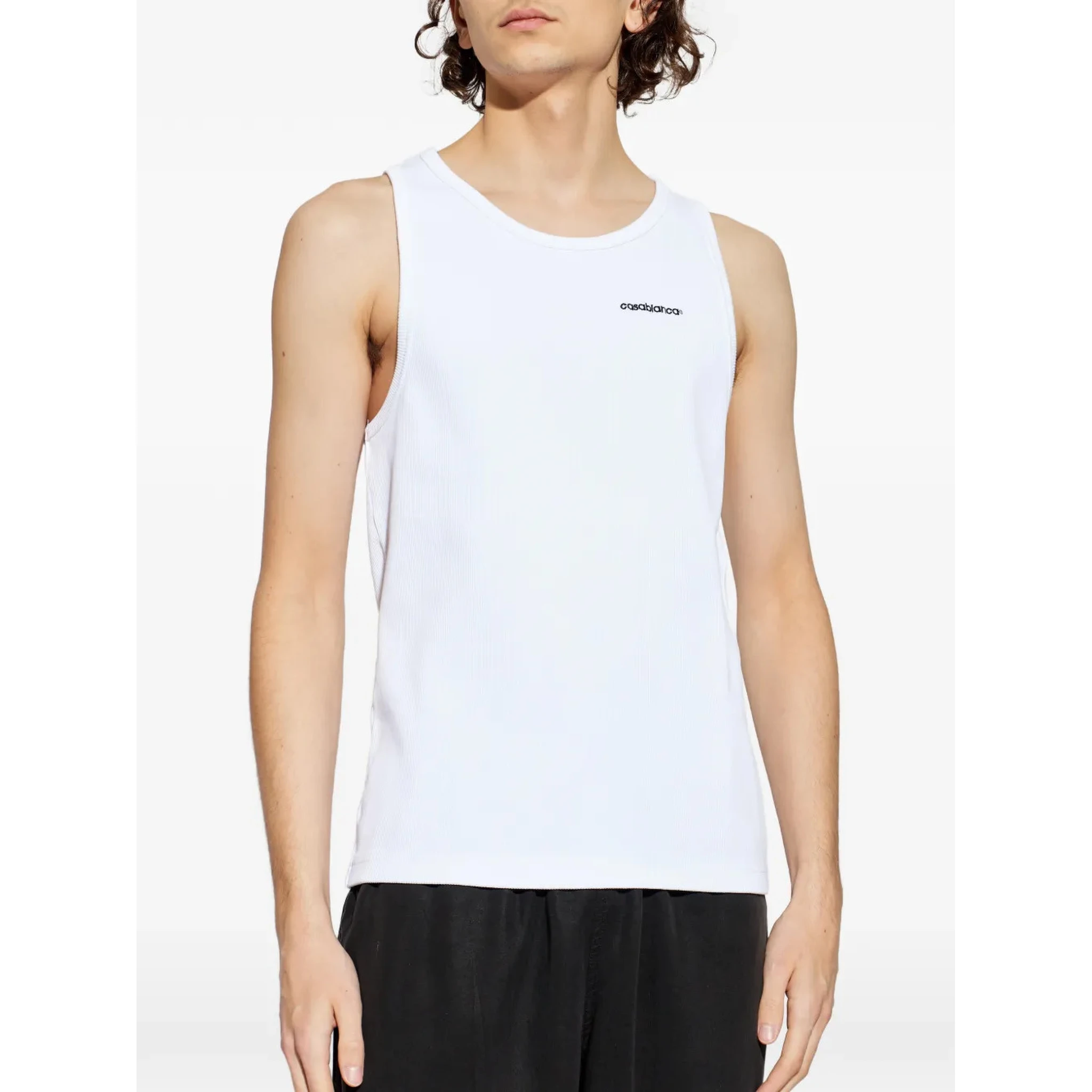 ملابس كازابلانكا