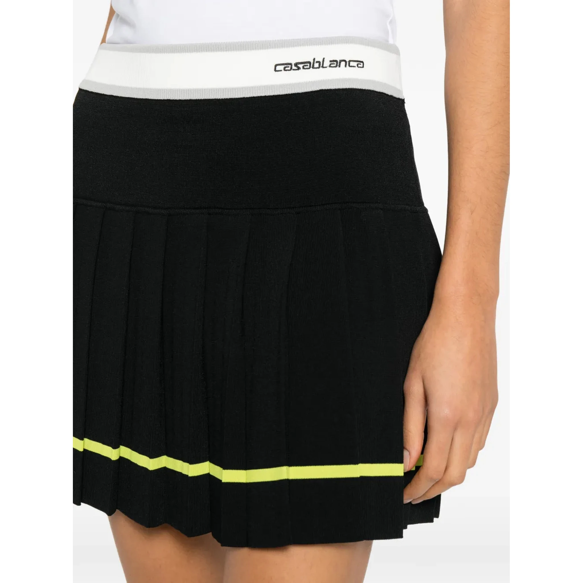 ملابس كازابلانكا