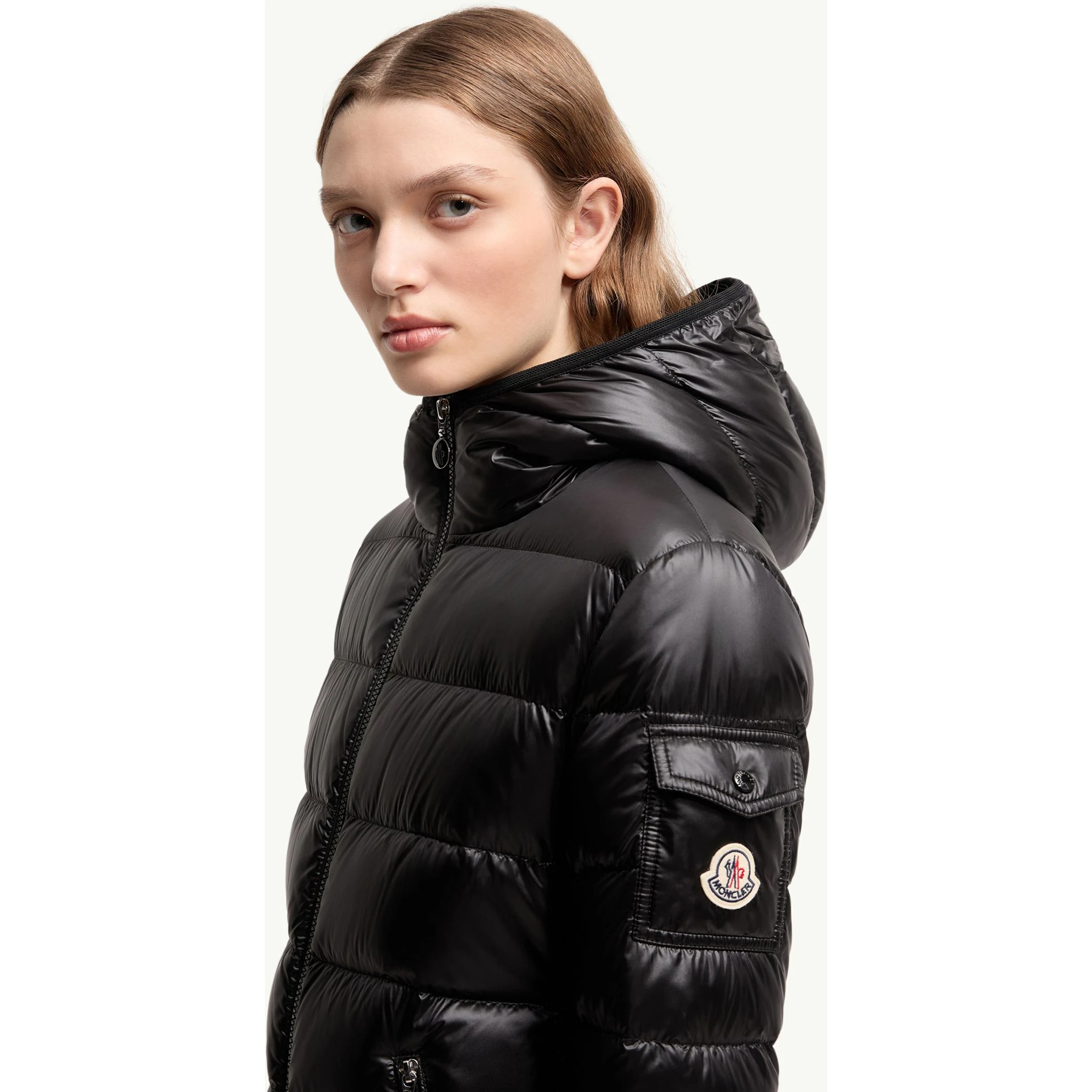 معاطف مونكلير سوداء