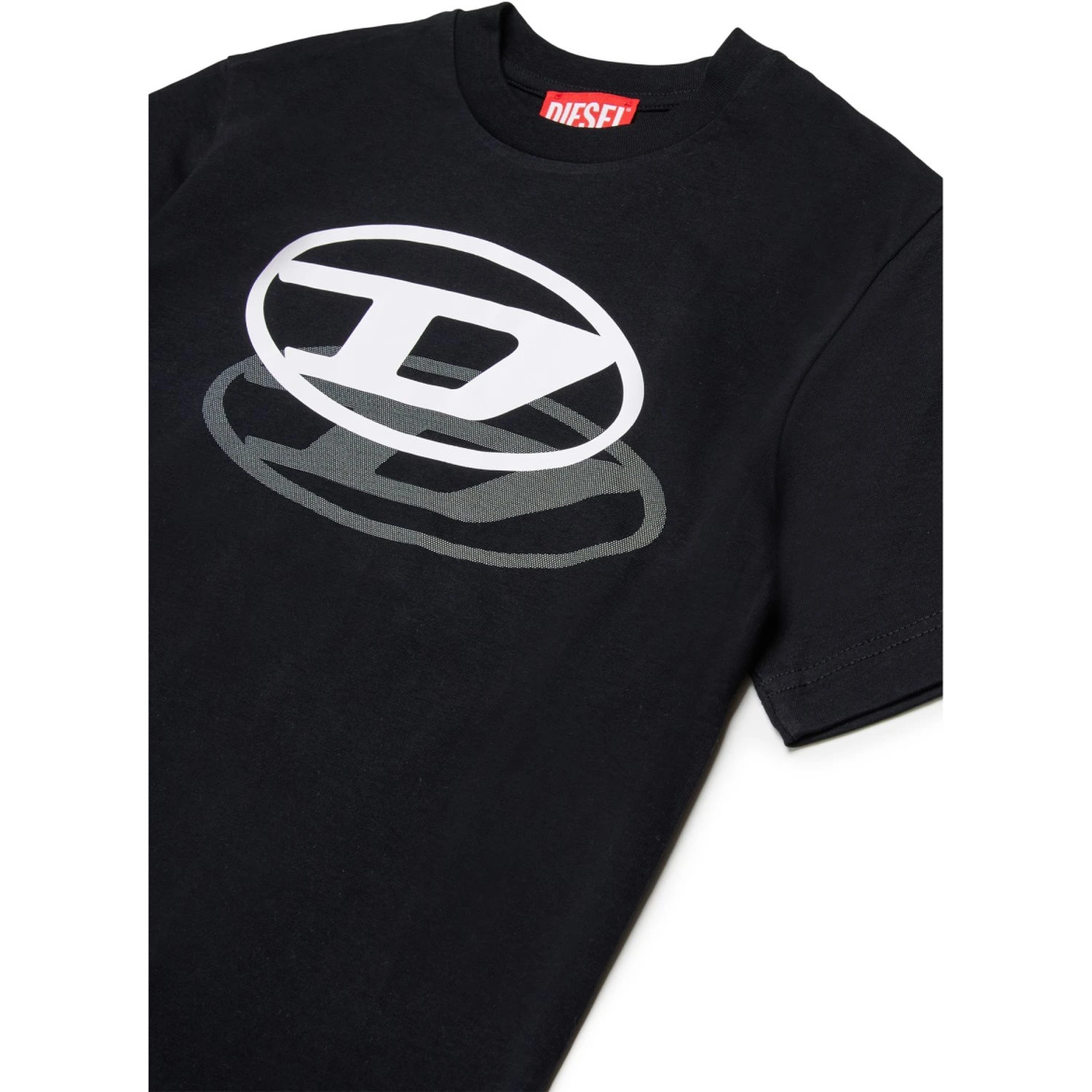 T-SHIRT WITH LOGO