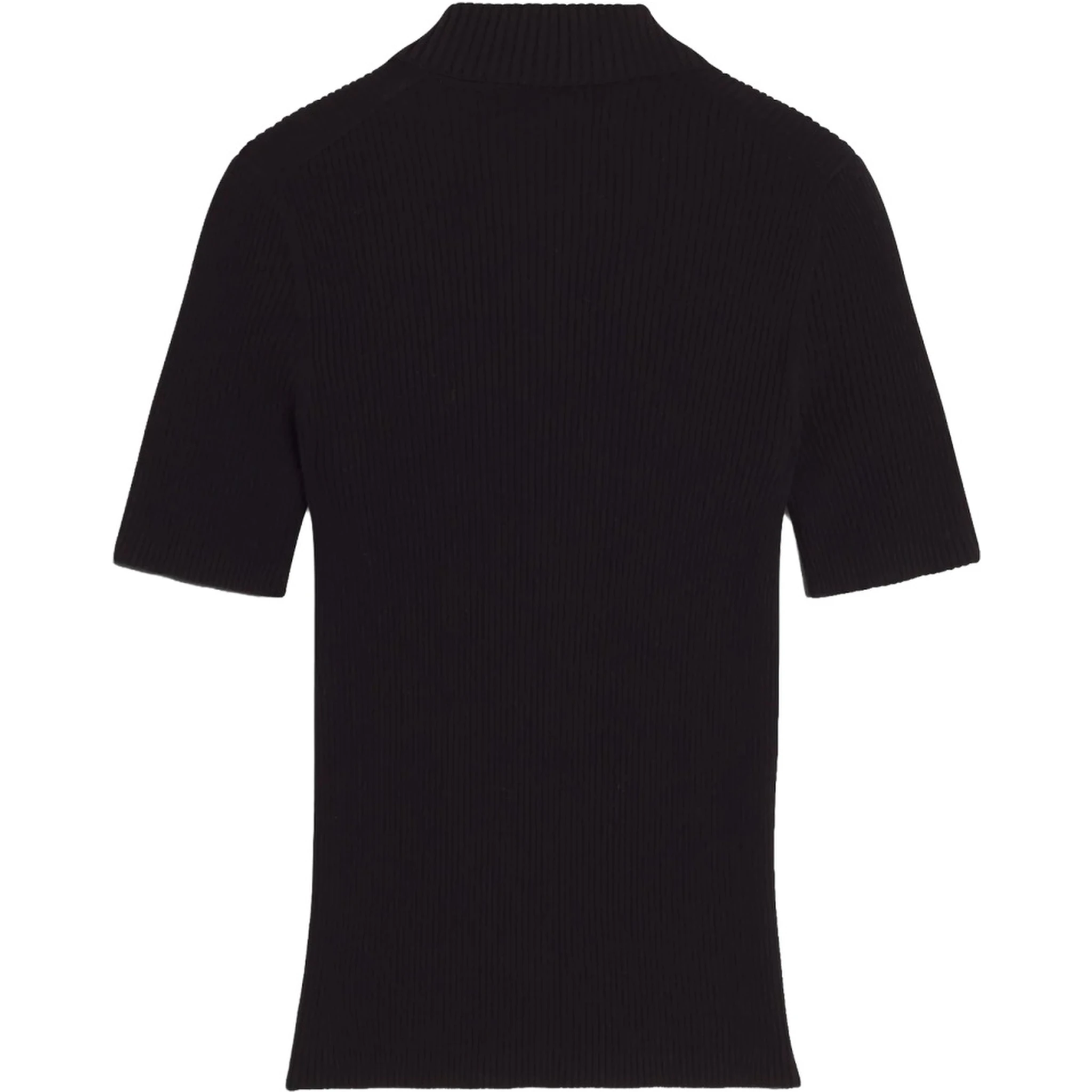 قميص بولو بشعار