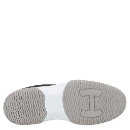 "INTERACTIVE" SNEAKER