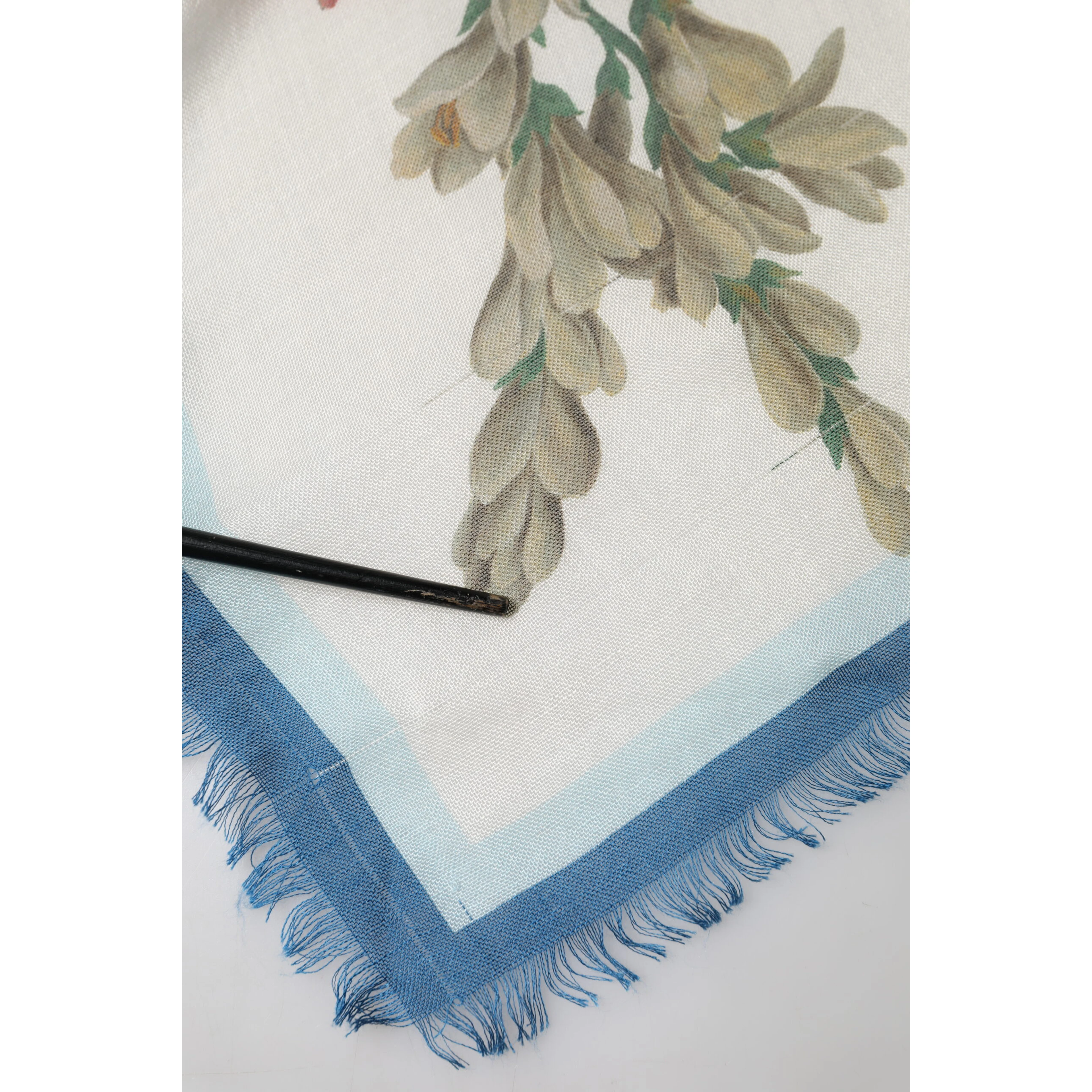White Flower Vase Cashmere Stole Wrap 132cm x 128cm Scarf