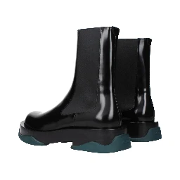 حذاء كاحل من الجلد الأسود