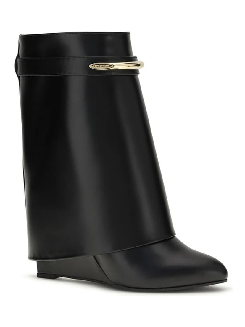 Black Calf Leather Bos Taurus Ankle Boots