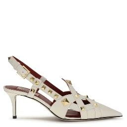 حذاء بكعب عالٍ من جلد الماعز البيج