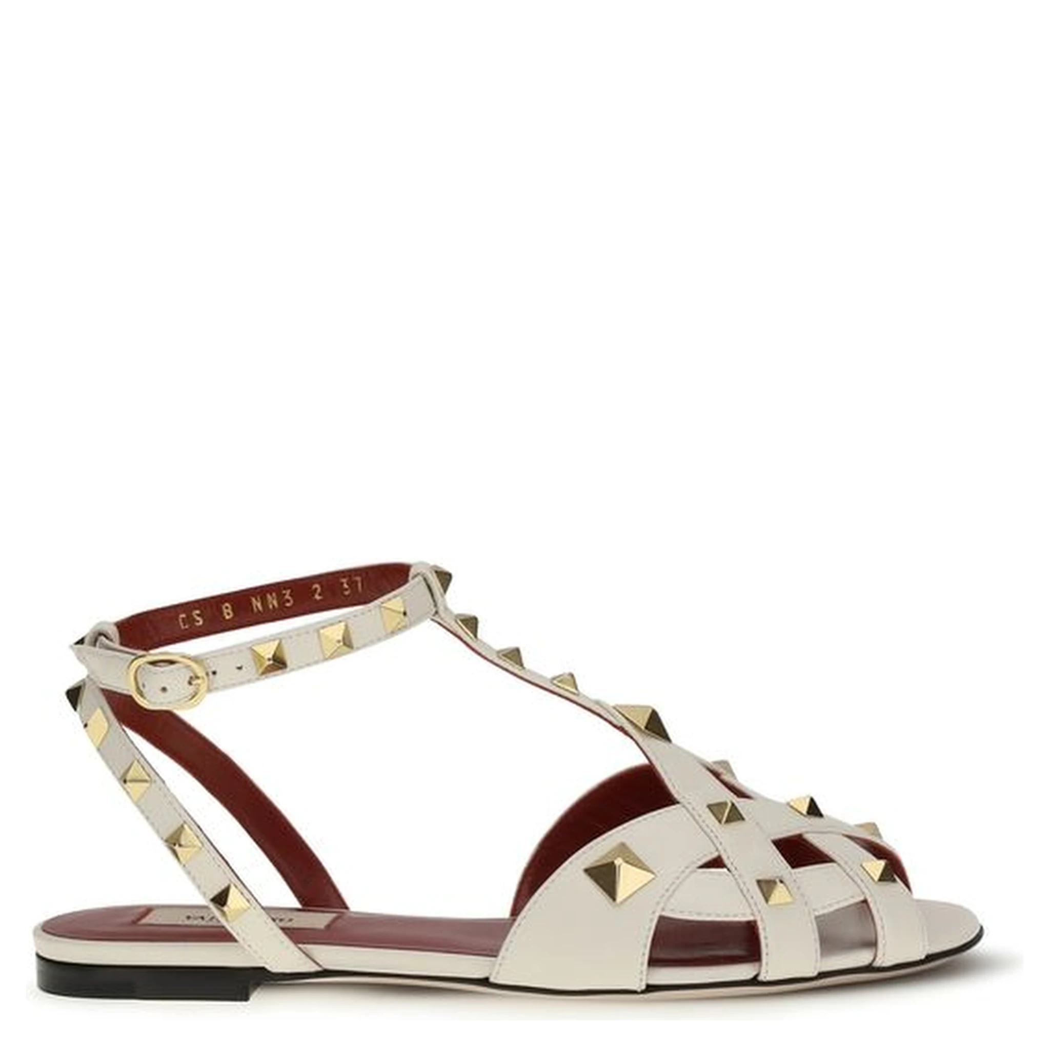 صندل مسطح من جلد الماعز البيج