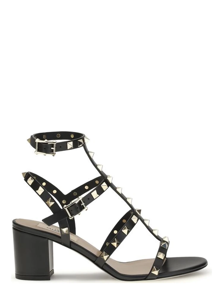 صندل بوس توروس ذو نعل سميك من جلد العجل الأسود