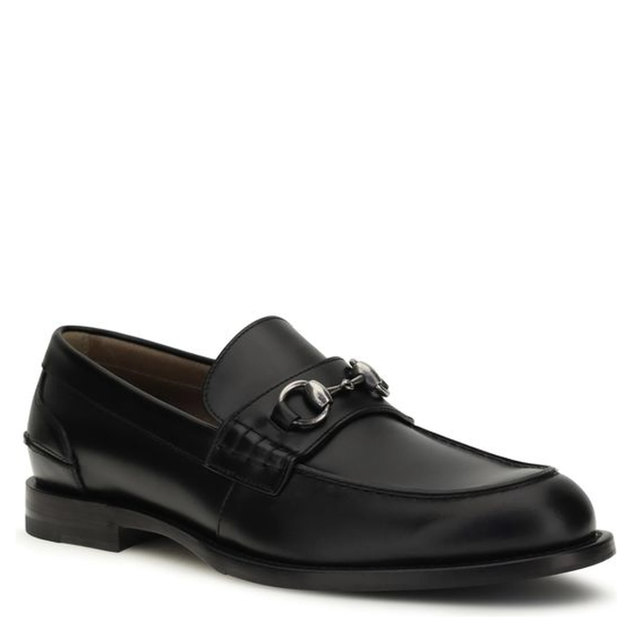 حذاء بوس توروس سهل الارتداء من جلد العجل الأسود