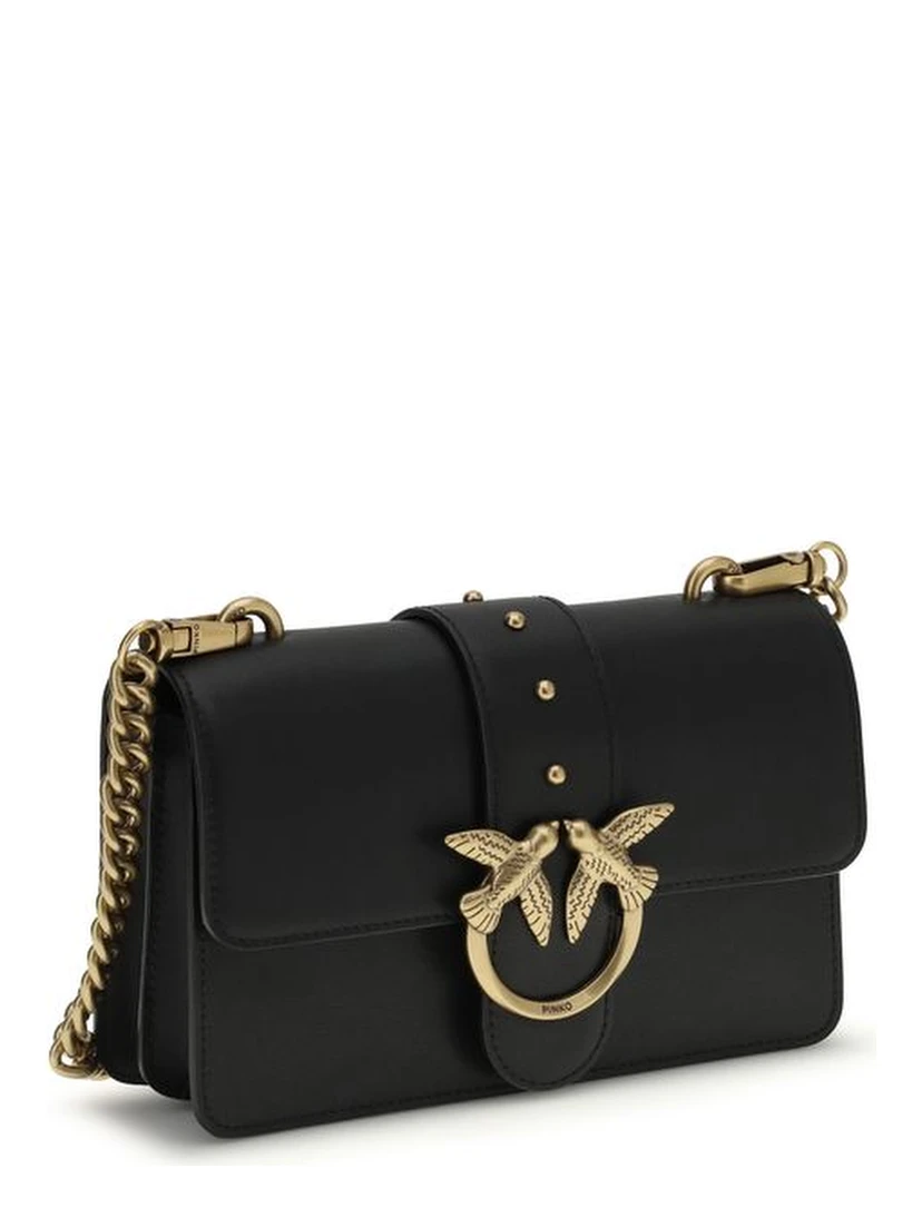 حقيبة كتف بوس توروس من جلد العجل الأسود