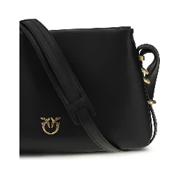 حقيبة كتف بوس توروس من جلد العجل الأسود