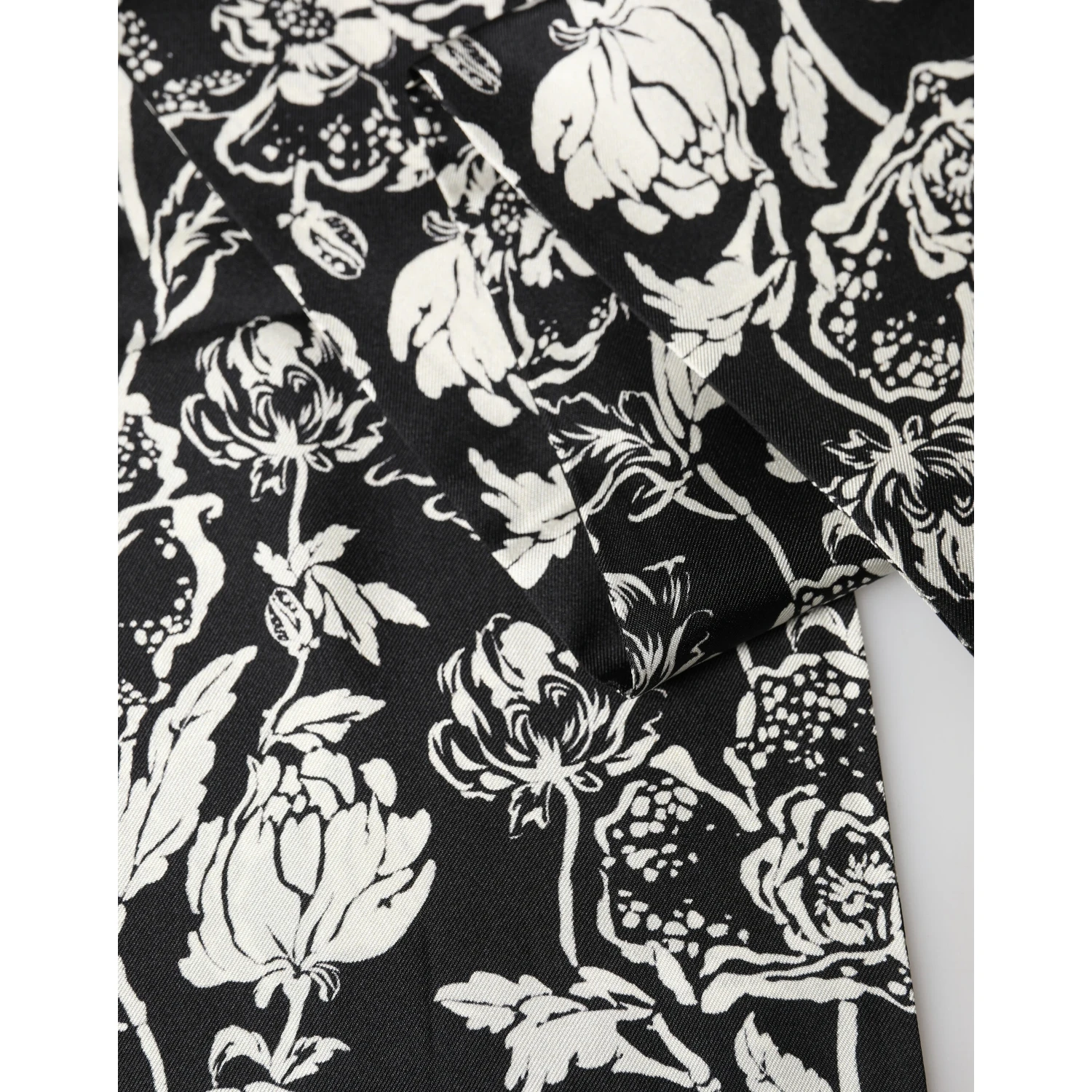Black White Silk Floral Print Fringe 136cm X 15.5cm  Scarf